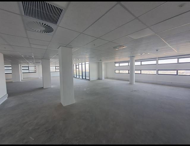 604M² OFFICE TO LET IN ILLOVO
